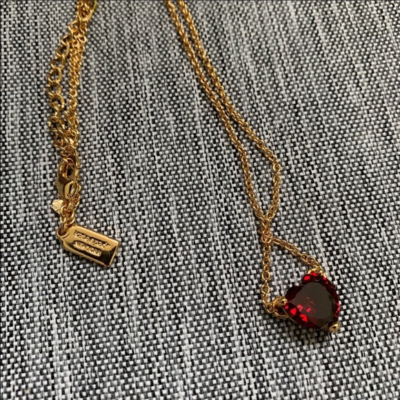 Mini crystal CZ Red heart pendant necklace - Picture 5 of 6